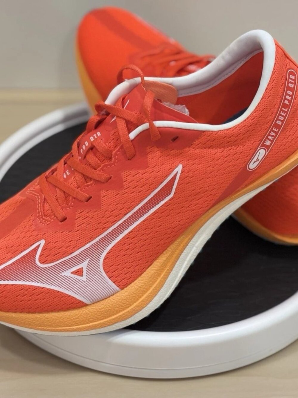 Mizuno Wave Duel Pro QTR, Men's 9, Carbon Plated Racing Shoes, 10K/5K, Track